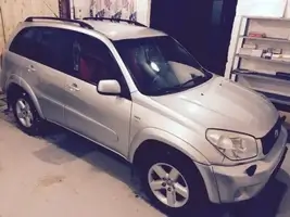 TOYOTA RAV4 2004 